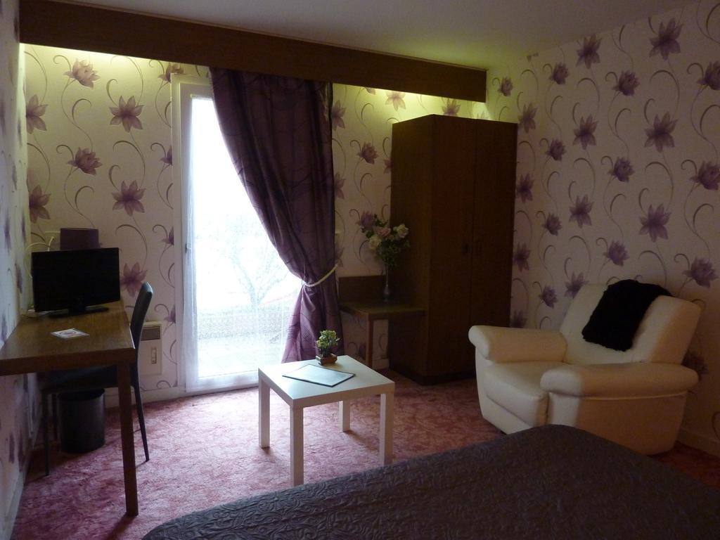 Hotel A La Renommee Saint-Père Zewnętrze zdjęcie